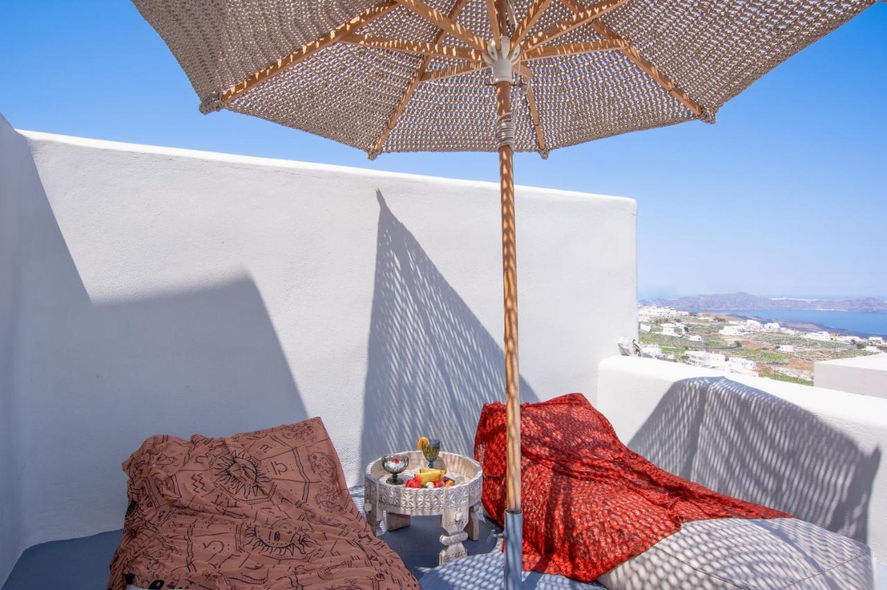 Luna Santorini Suites Pyrgos Kallistis Ngoại thất bức ảnh