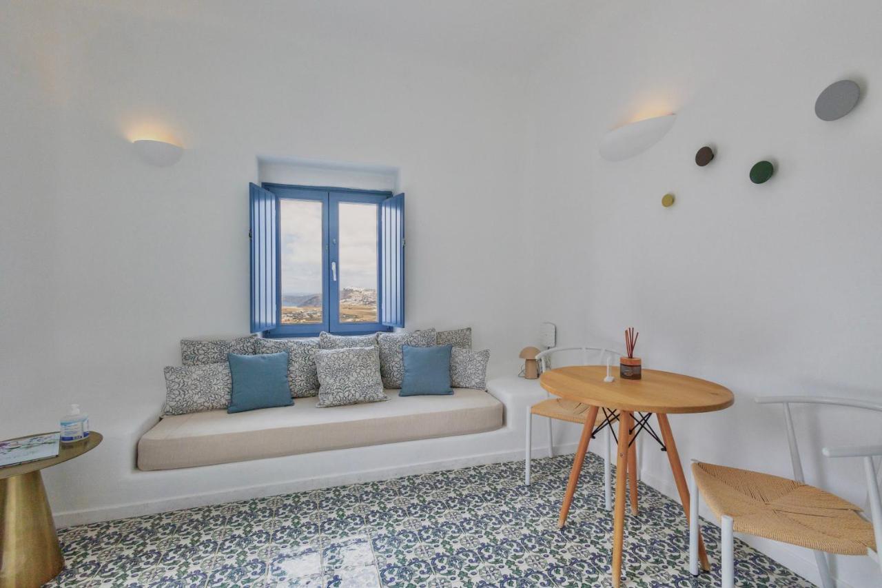 Luna Santorini Suites Pyrgos Kallistis Ngoại thất bức ảnh