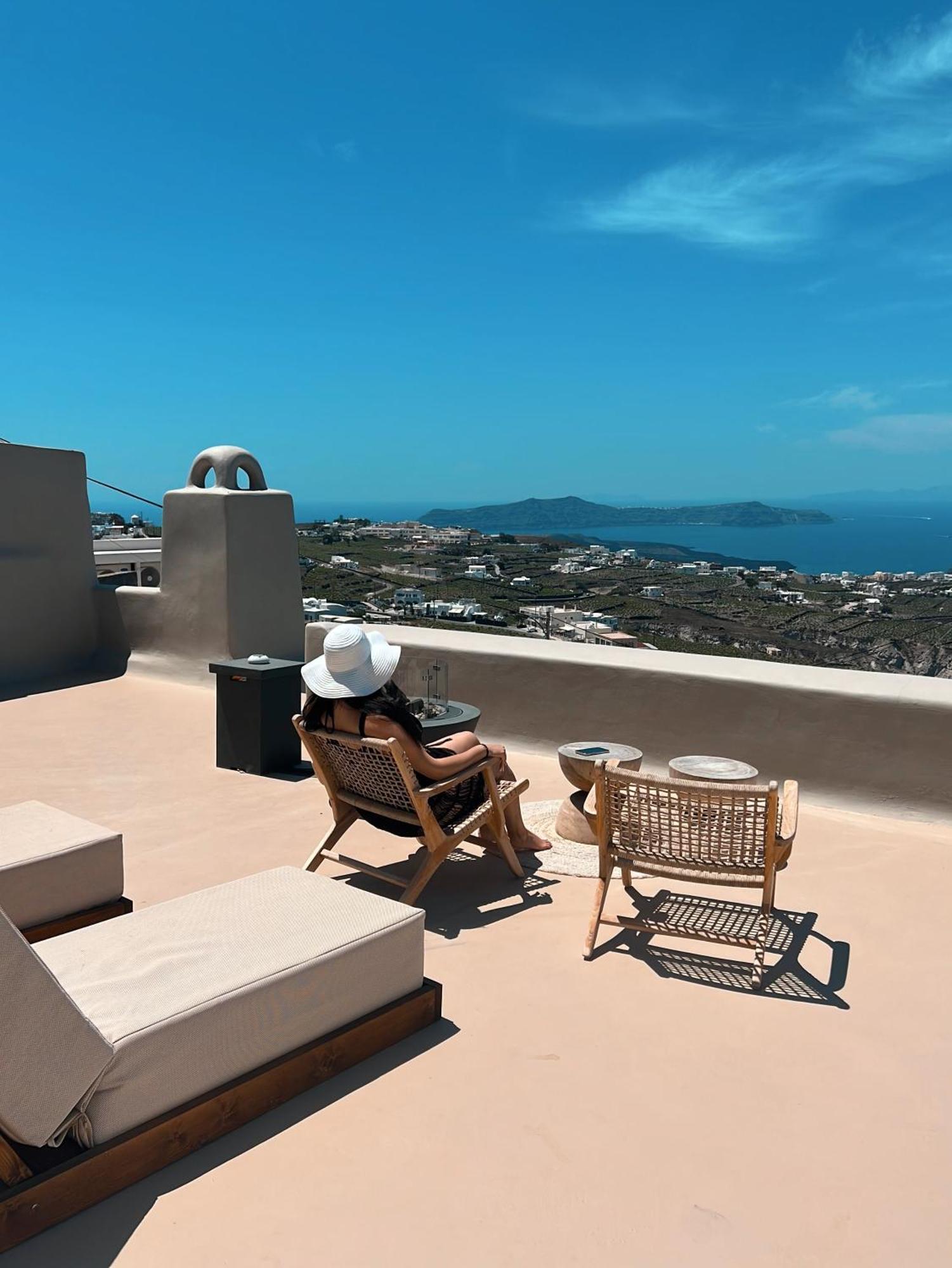 Luna Santorini Suites Pyrgos Kallistis Ngoại thất bức ảnh